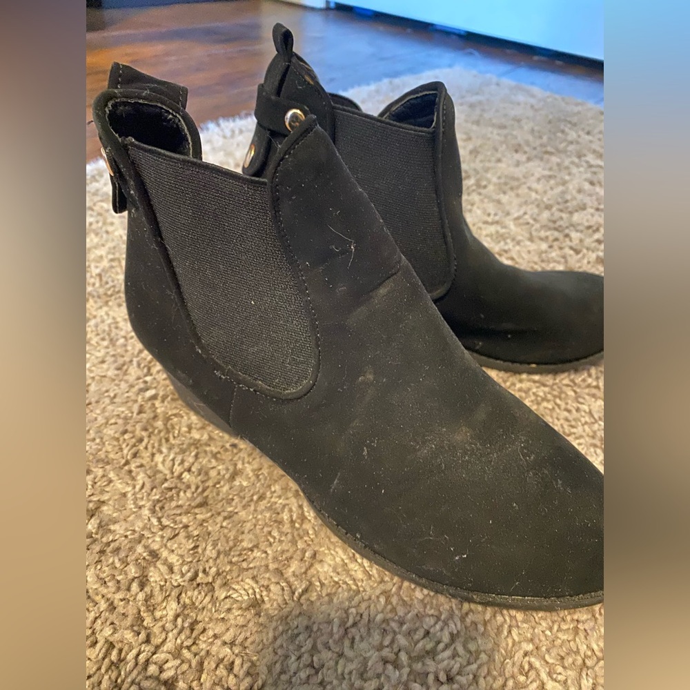 Black boots